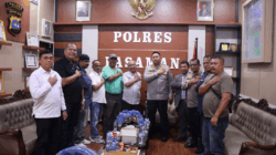 Kapolres Pasaman Buka Pintu untuk Kritik Wartawan, Pesannya Jadi Sorotan 3 Kapolres Pasaman Terima Silaturahmi Insan Pers, Perkuat Sinergi dengan Media