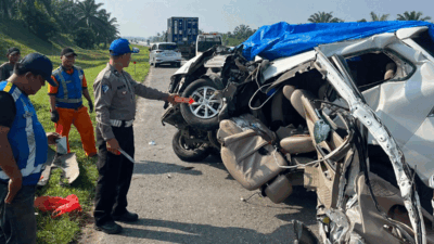 Satu Tewas, Tujuh Luka dalam Kecelakaan Maut di Tol Medan-Tebing Tinggi 8 Kondisi kendaraan usai kecelakaan di tol