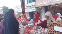 Gerakan Pangan Murah Kembali Digelar, Warga Padang Panjang Antusias Belanja dengan Harga Terjangkau 3 Gerakan Pangan Murah kembali digelar di Padang Panjang. (Kominfo)