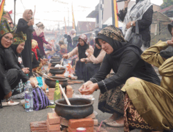 53 Kelompok Adu Kreasi Masak Sambalado Tanak di Bukik Tui Barasok