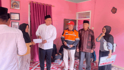 Wakil Bupati Bungo Antar Bantuan Baznas Jambi untuk Korban Kebakaran di Dusun Buat 8 Wakil Bupati Bungo Antar Bantuan Baznas Jambi untuk Korban Kebakaran di Dusun Buat. (bungokab.go.id)