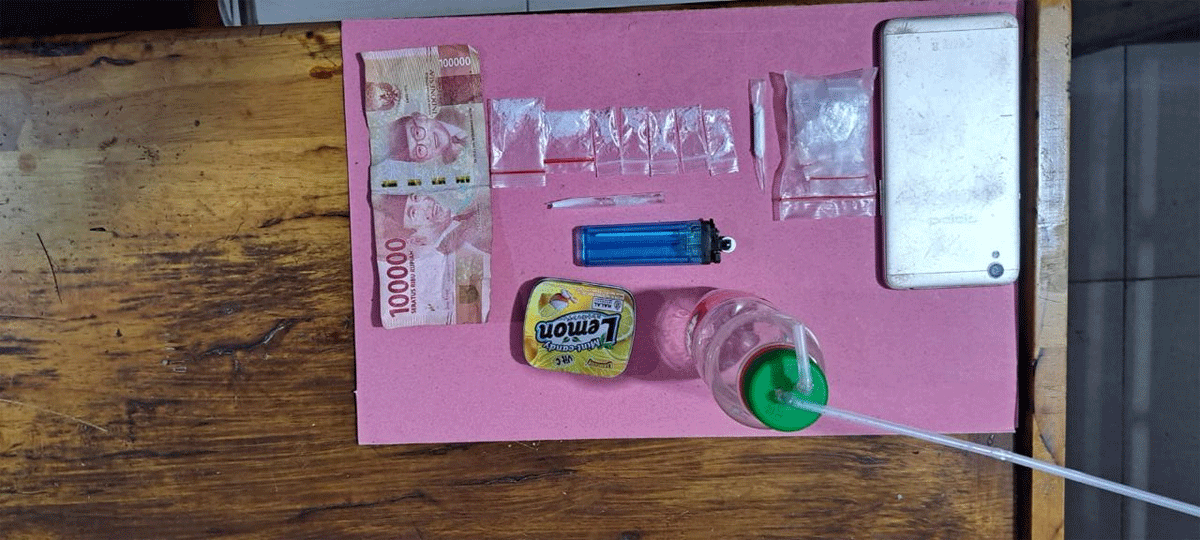 Barang bukti yang diamankan polisi