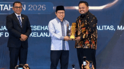Bukti Pembenahan Layanan JKN Berbuah Penghargaan, Puskesmas Umbulsari Sabet Juara I Nasional 3 Penyerahan Penghargaan Seva Paramahita Award Juara Pertama Faskes Berkomitmen Tingkat Nasional Tahun 2026 kategori Puskesmas dari BPJS Kesehatan. (Foto: Diskominfo Jember)