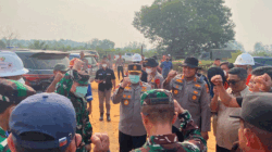 Hotspot Karhutla Riau Meledak! Kapolda-Pangdam Turun Langsung, Empat Kabupaten Jadi Sorotan 2 Hotspot Karhutla Riau Meledak! Kapolda-Pangdam Turun Langsung, Empat Kabupaten Jadi Sorotan