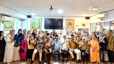 Foto bersama usai pengajian