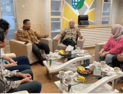 Bahas Desain Trans Maritim Buton Tengah, Bupati Bupati Azhari Diskusi dengan Akademisi Universitas Gadjah Mada