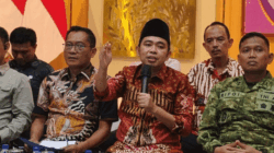 Bupati Jember Akan Tata Pasar Tanjung, Tak Pakai Cara Instan 2 Bupati Muhammad Fawait, bersama Forkompimda saat dialog bersama perwakilan pedagang Pasar Tanjung di Aula Dispendik Jember, Jumat (2/10/2026). (Foto: Fathur Rozi)